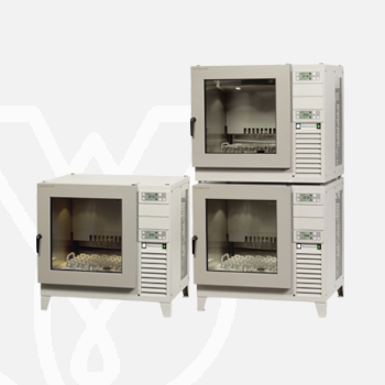 Kuhner-Shaker-Space-Saving-Incubator-Shaker-